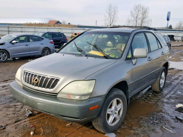 JTJHF10U420291371 - 2002 LEXUS RX 300 SILVER photo 2