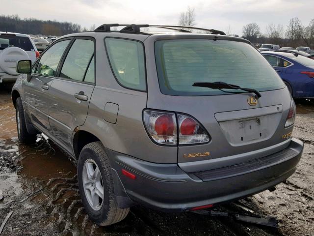 JTJHF10U420291371 - 2002 LEXUS RX 300 SILVER photo 3