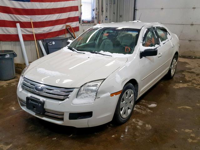 3FAHP06ZX8R109197 - 2008 FORD FUSION S WHITE photo 2