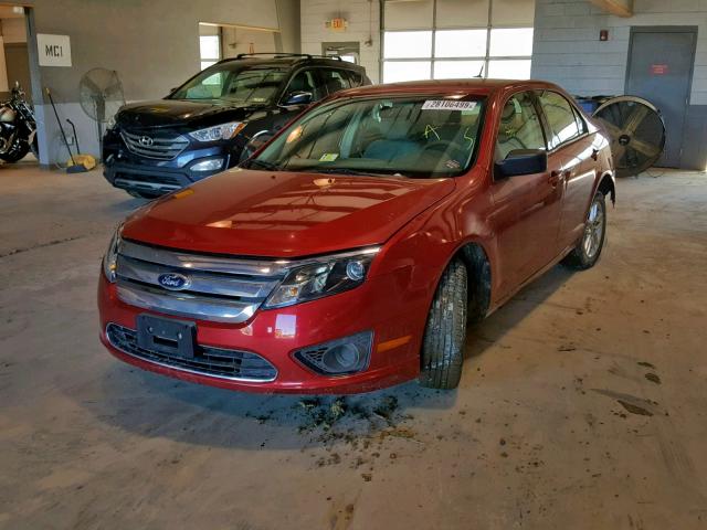 3FAHP0GA3CR408242 - 2012 FORD FUSION S RED photo 2