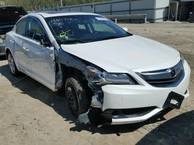 19VDE1F74DE016544 - 2013 ACURA ILX 20 TEC WHITE photo 1