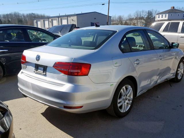 3VW2K7AJ5FM354795 - 2015 VOLKSWAGEN JETTA BASE SILVER photo 4