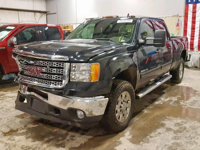 1GT423C81BF262978 - 2011 GMC SIERRA K35 BLACK photo 2