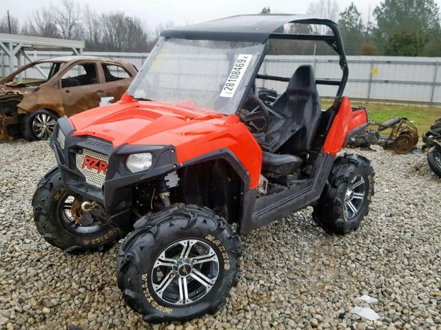 4XAVH76A6DF258363 - 2013 POLARIS RZR 800 RED photo 2