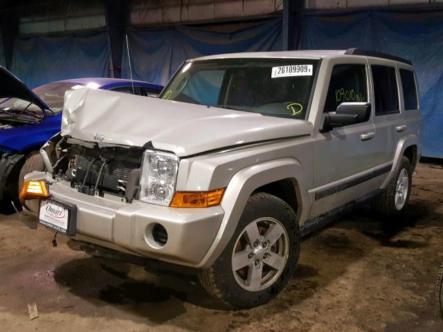 1J8HG48K48C232275 - 2008 JEEP COMMANDER SILVER photo 2