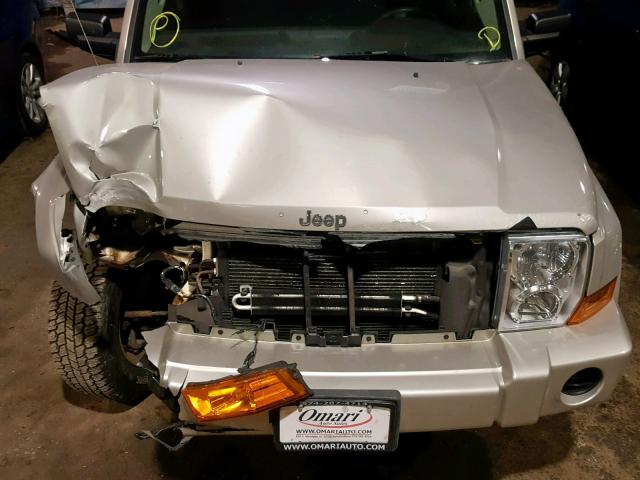 1J8HG48K48C232275 - 2008 JEEP COMMANDER SILVER photo 7