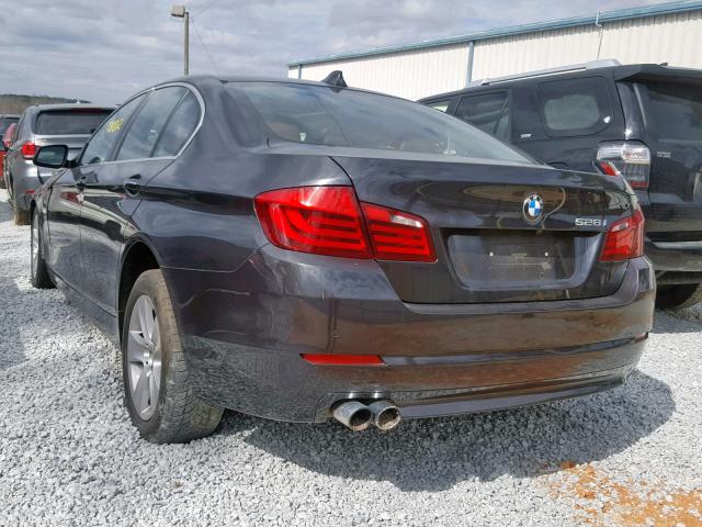 WBAXH5C50CDW10082 - 2012 BMW 528 XI GRAY photo 3