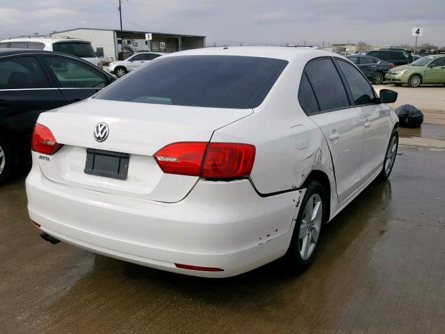 3VW1K7AJ5CM339205 - 2012 VOLKSWAGEN JETTA BASE WHITE photo 4
