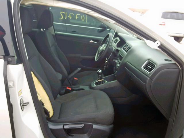 3VW1K7AJ5CM339205 - 2012 VOLKSWAGEN JETTA BASE WHITE photo 5