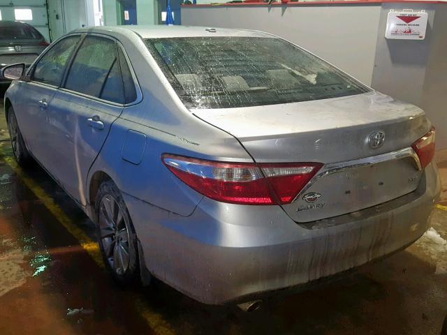 4T1BK1FK5GU573007 - 2016 TOYOTA CAMRY XSE SILVER photo 3