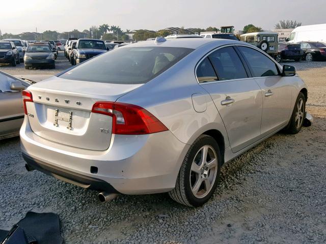 YV1622FS9C2123162 - 2012 VOLVO S60 T5 SILVER photo 4