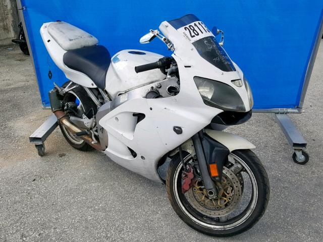 JKAZX4J1X6A060303 - 2006 KAWASAKI ZX600 J1 WHITE photo 1