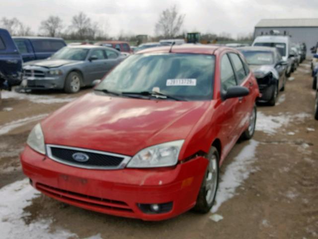1FAFP37NX7W286347 - 2007 FORD FOCUS ZX5 RED photo 2