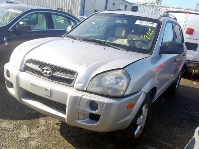 KM8JM12B85U107631 - 2005 HYUNDAI TUCSON GL SILVER photo 2