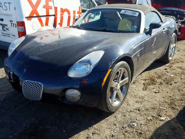 1G2MB35B67Y118514 - 2007 PONTIAC SOLSTICE BLUE photo 2