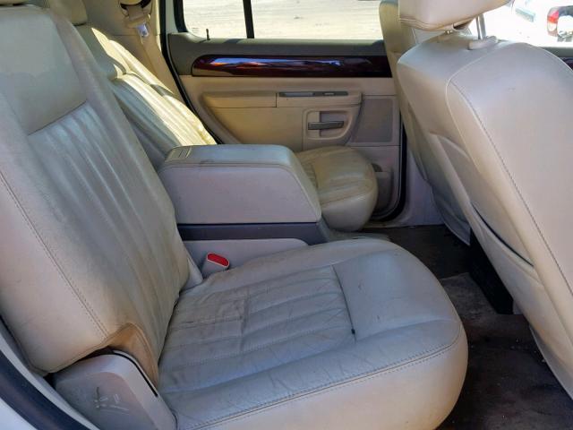 5LMEU68H04ZJ09642 - 2004 LINCOLN AVIATOR 白色 照片 6