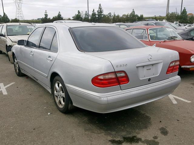 WDBJF65J92B397852 - 2002 MERCEDES-BENZ E 320 SILVER photo 3