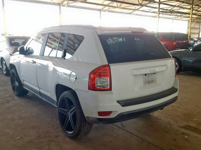 1C4NJCBB4DD109031 - 2013 JEEP COMPASS SP თეთრი ფოტო 3