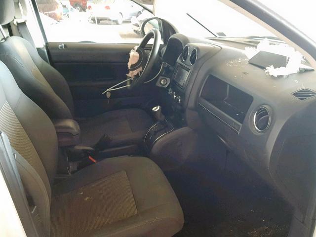 1C4NJCBB4DD109031 - 2013 JEEP COMPASS SP თეთრი ფოტო 5