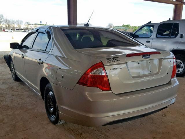 3FAHP0GA9AR258201 - 2010 FORD FUSION S TAN photo 3