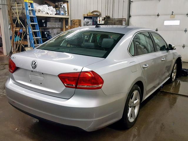 1VWBH7A3XCC072343 - 2012 VOLKSWAGEN PASSAT SE SILVER photo 4