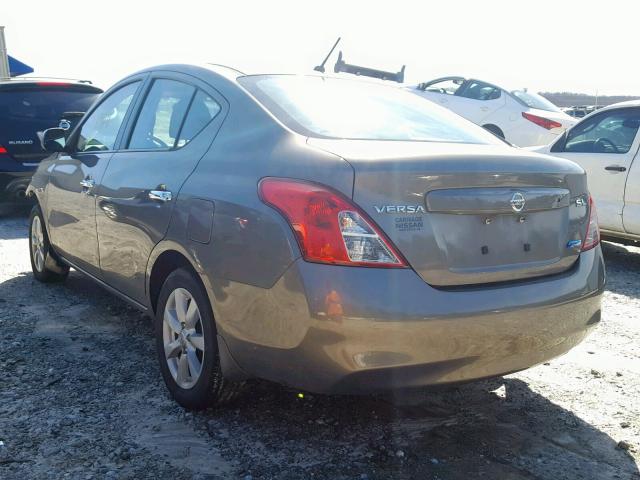 3N1CN7APXCL930131 - 2012 NISSAN VERSA S BROWN photo 3