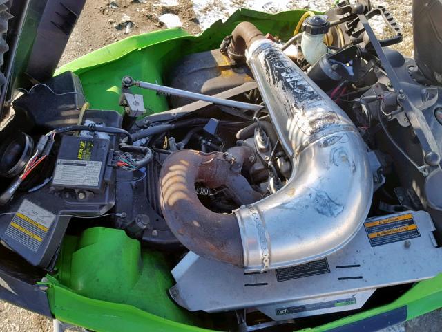 4UF04SNW14T140231 - 2004 ARCT SNOWMOBILE GREEN photo 7