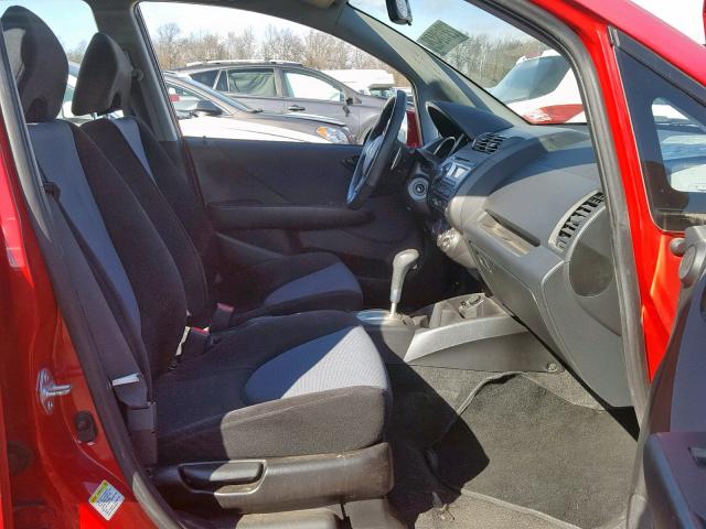 JHMGD38698S015236 - 2008 HONDA FIT SPORT RED photo 5