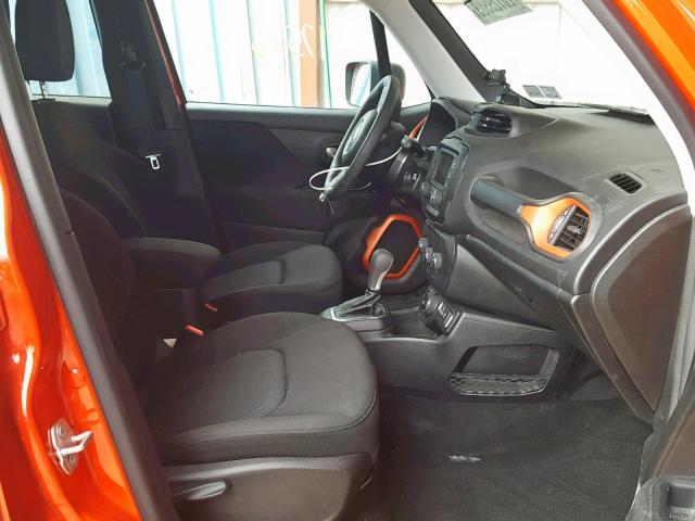 ZACCJBAB0JPH48572 - 2018 JEEP RENEGADE S RED photo 5