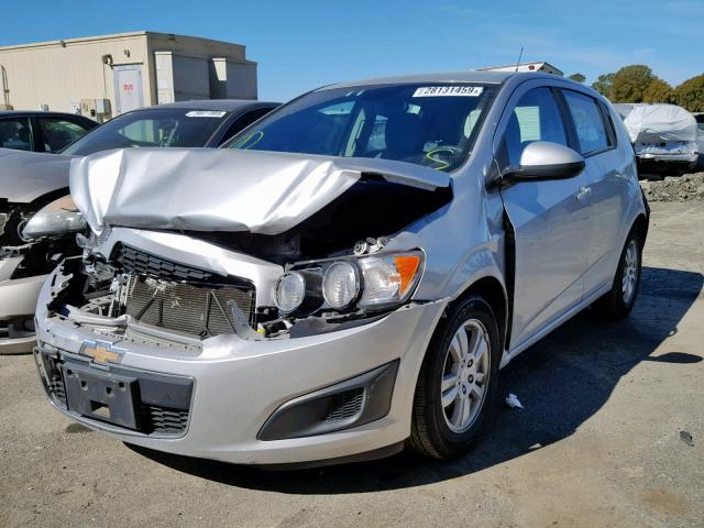 1G1JB6SH3C4158004 - 2012 CHEVROLET SONIC LS 银色 照片 2
