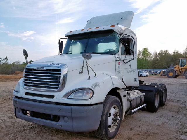 1FUJA6CK46LW18259 - 2006 FREIGHTLINER CONVENTION WHITE photo 2