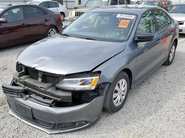 3VW1K7AJXCM358574 - 2012 VOLKSWAGEN JETTA BASE GRAY photo 2