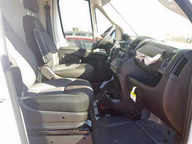 3C6TRVDG9JE158523 - 2018 RAM PROMASTER 白色 照片 5