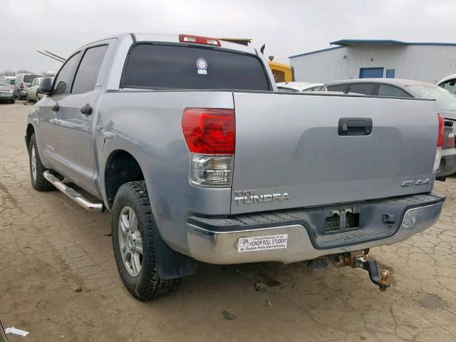 5TFDW5F10CX241338 - 2012 TOYOTA TUNDRA CRE SILVER photo 3