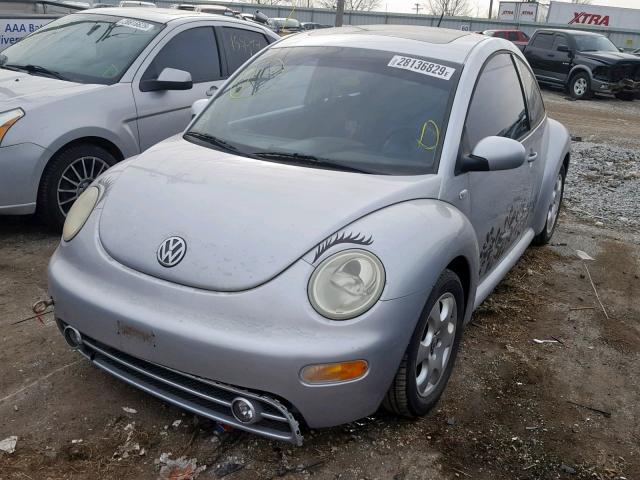 3VWCB21C32M402958 - 2002 VOLKSWAGEN NEW BEETLE SILVER photo 2