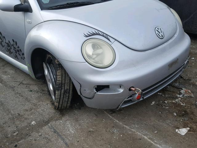 3VWCB21C32M402958 - 2002 VOLKSWAGEN NEW BEETLE SILVER photo 9
