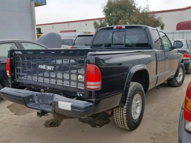 1B7GG22Y9XS147778 - 1999 DODGE DAKOTA WHITE photo 4