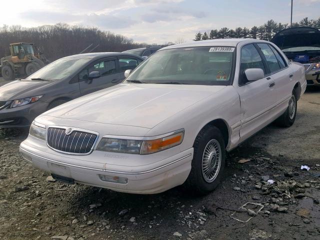 2MELM74W9TX608242 - 1996 MERCURY GRAND MARQ WHITE photo 2