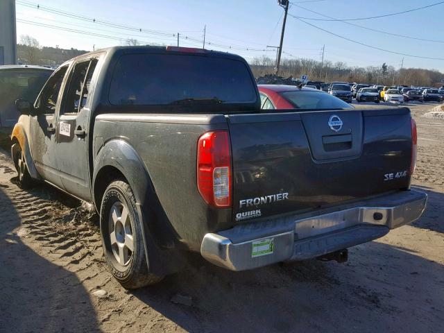 1N6AD07W88C408921 - 2008 NISSAN FRONTIER C BLACK photo 3