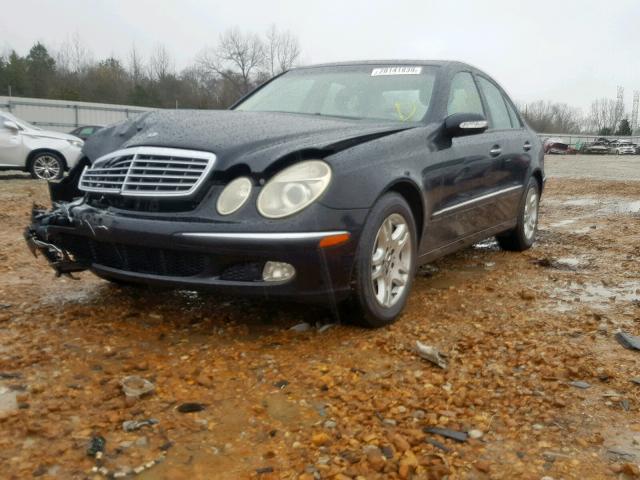 WDBUF65J74A492397 - 2004 MERCEDES-BENZ E 320 BLACK photo 2