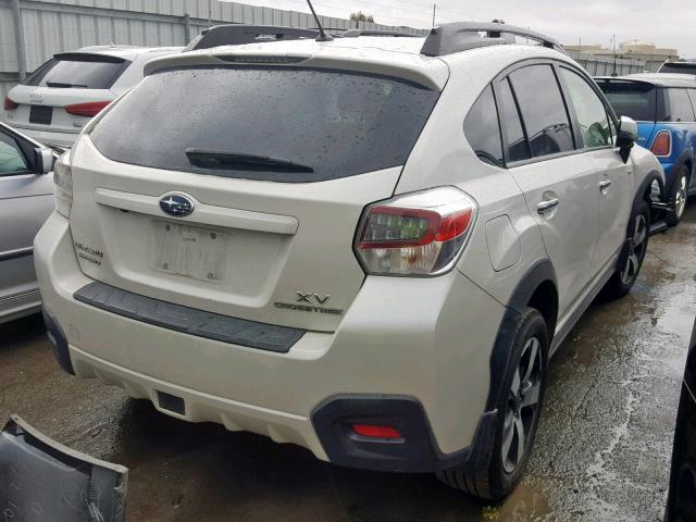 JF2GPBCC7EH228275 - 2014 SUBARU XV CROSSTR WHITE photo 4