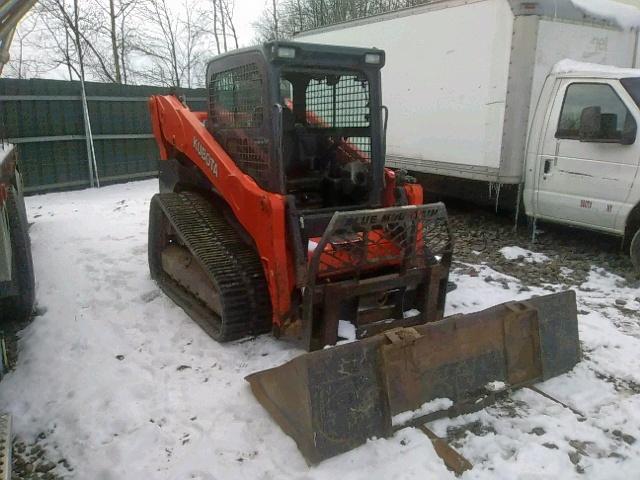 10481 - 2011 KUBO SVL90HC ORANGE photo 1