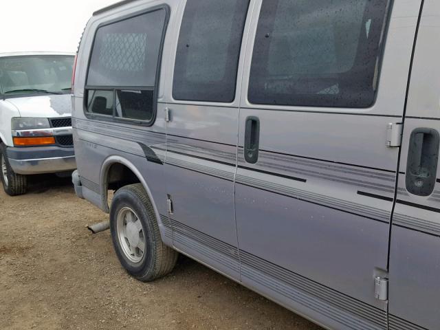 1GDFG15R0W1014613 - 1998 GMC SAVANA RV GRAY photo 9