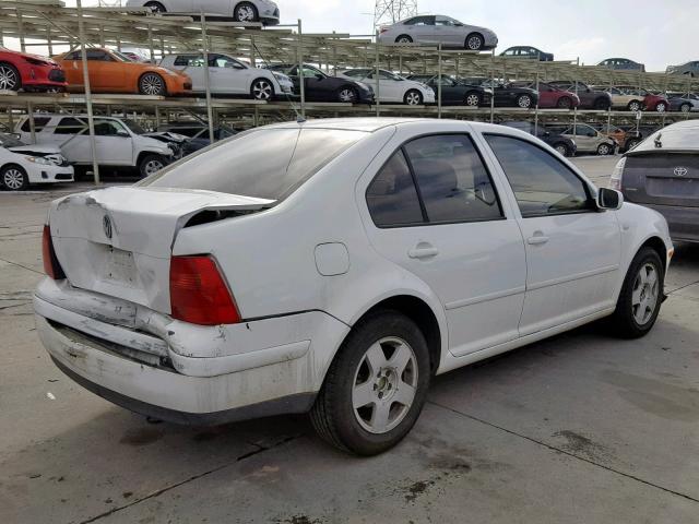 3VWSA29M4YM035606 - 2000 VOLKSWAGEN JETTA GLS WHITE photo 4