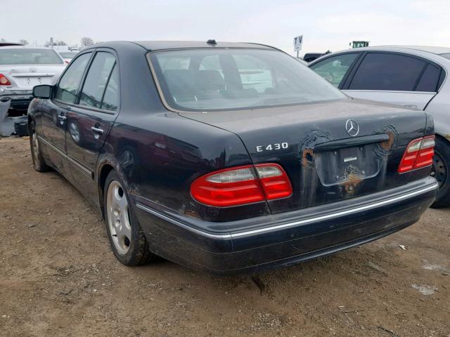 WDBJF70J02B416589 - 2002 MERCEDES-BENZ E 430 BLACK photo 3