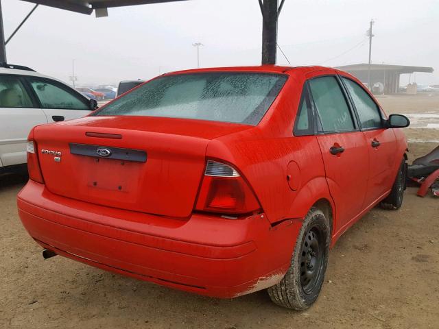 1FAFP34N67W293364 - 2007 FORD FOCUS ZX4 RED photo 4