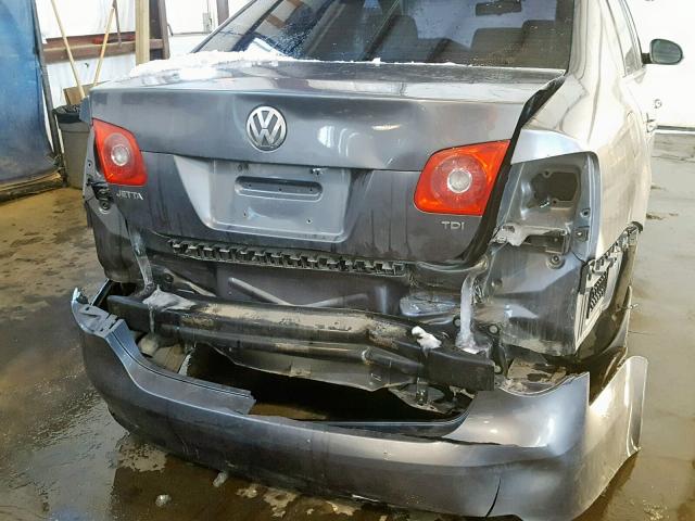 3VWST81K26M816290 - 2006 VOLKSWAGEN JETTA TDI GRAY photo 9