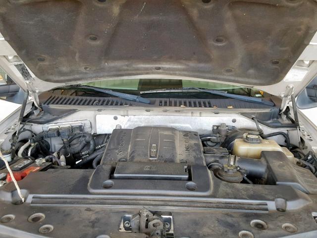 5LMFU27547LJ12510 - 2007 LINCOLN NAVIGATOR SILVER photo 7