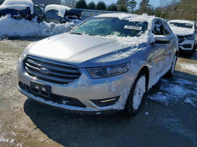 1FAHP2H82DG165572 - 2013 FORD TAURUS SEL SILVER photo 2