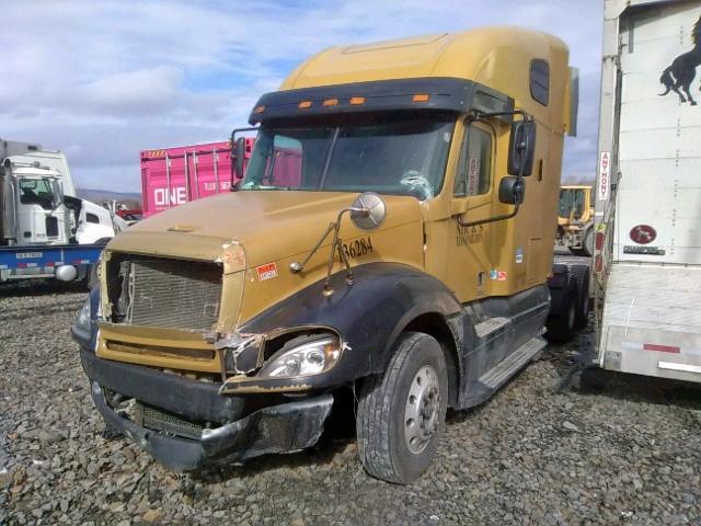 1FUJA6CK14LN23011 - 2004 FREIGHTLINER CONVENTION YELLOW photo 2